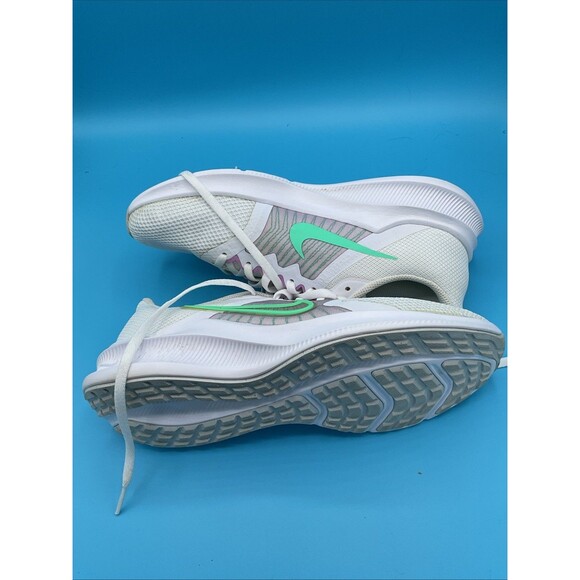 Nike Women's Downshifter 11 White/Green Glow Running Shoes - Size 8.5 - Picture 4 of 9